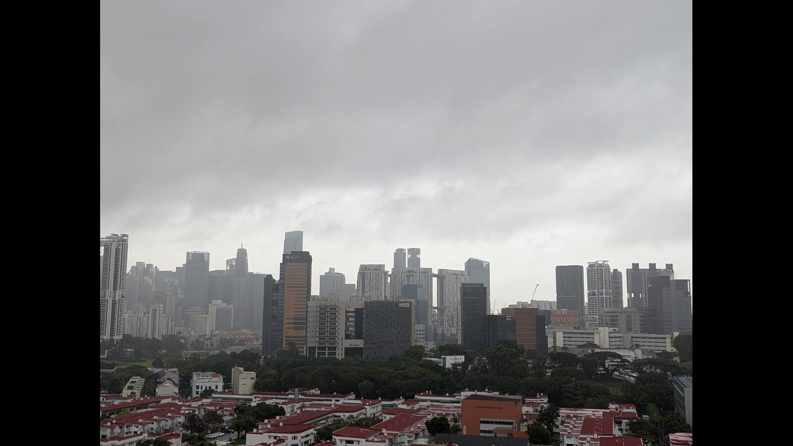 Guide to Singapore rainy weather and Global weather changes 2025